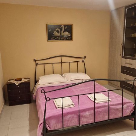 Κεντρικό, Άνετο Και Ζεστό Διαμέρισμα 카메나불라 외부 사진