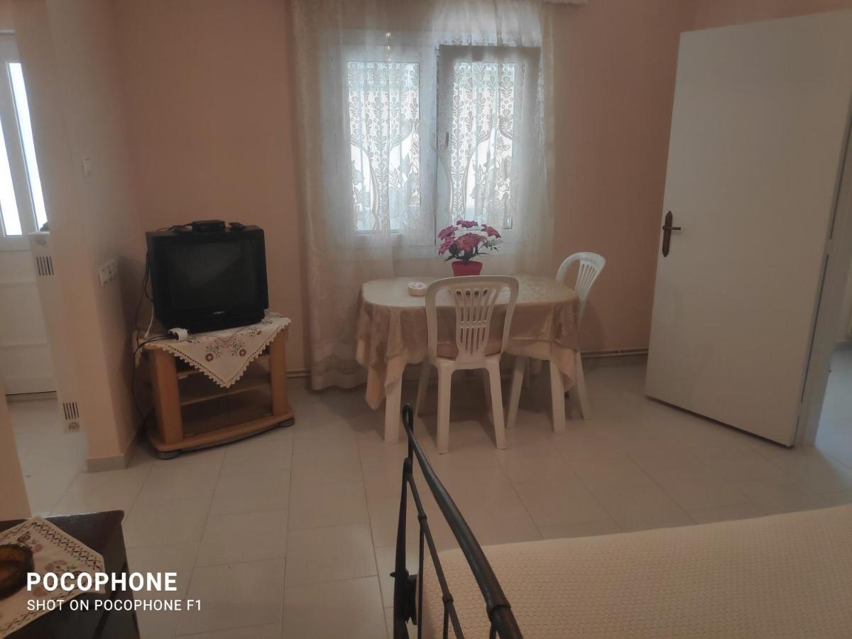 Κεντρικό, Άνετο Και Ζεστό Διαμέρισμα 카메나불라 외부 사진