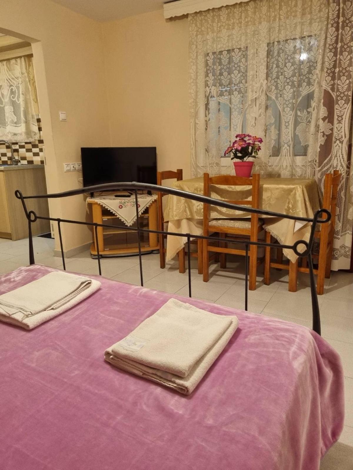 Κεντρικό, Άνετο Και Ζεστό Διαμέρισμα 카메나불라 외부 사진